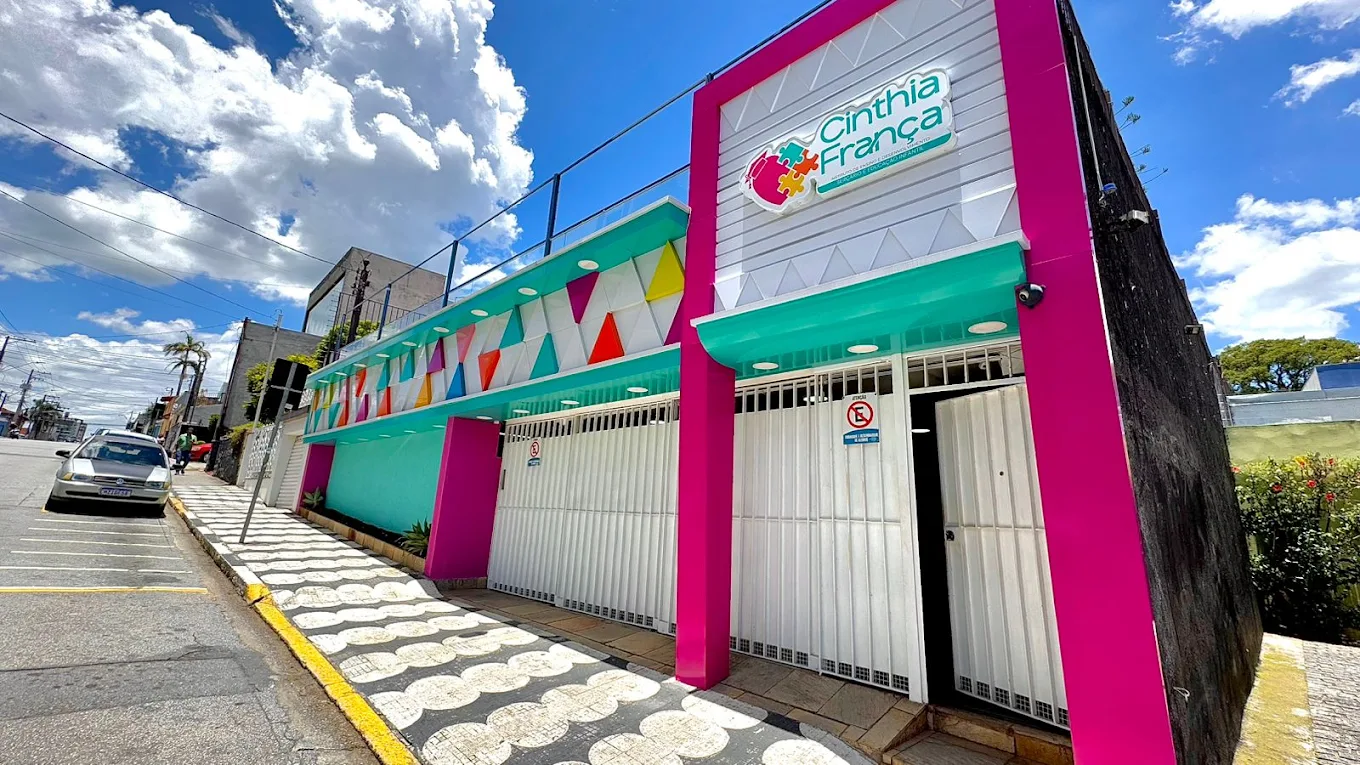 Fachada Instituto Cinthia França — Berçário